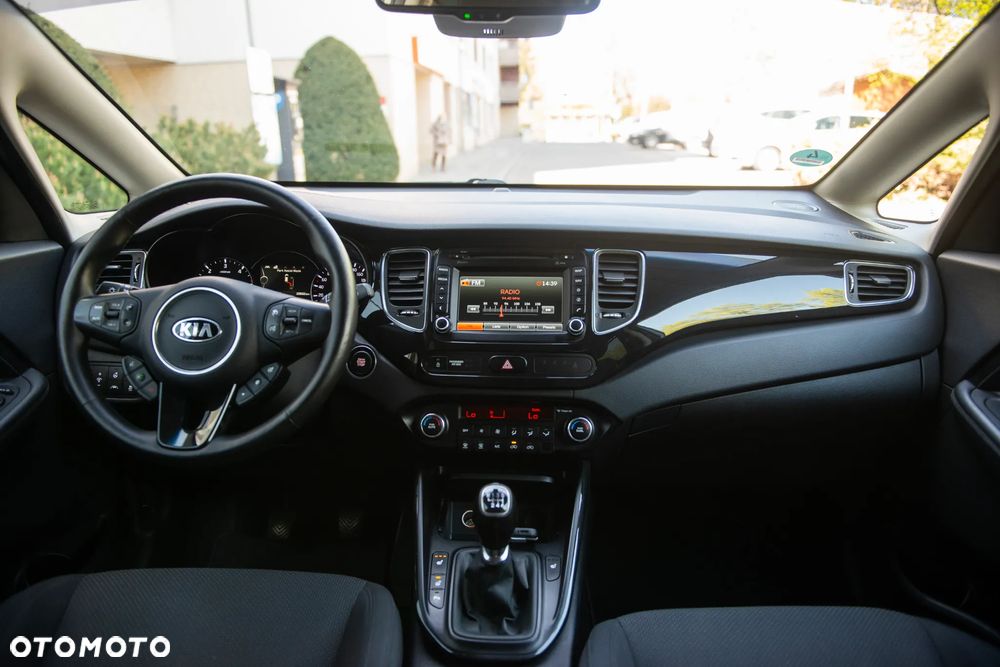 Kia Carens 1.7 CRDi Vision - 26