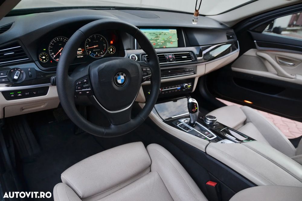 BMW Seria 5 530d xDrive Aut. - 7