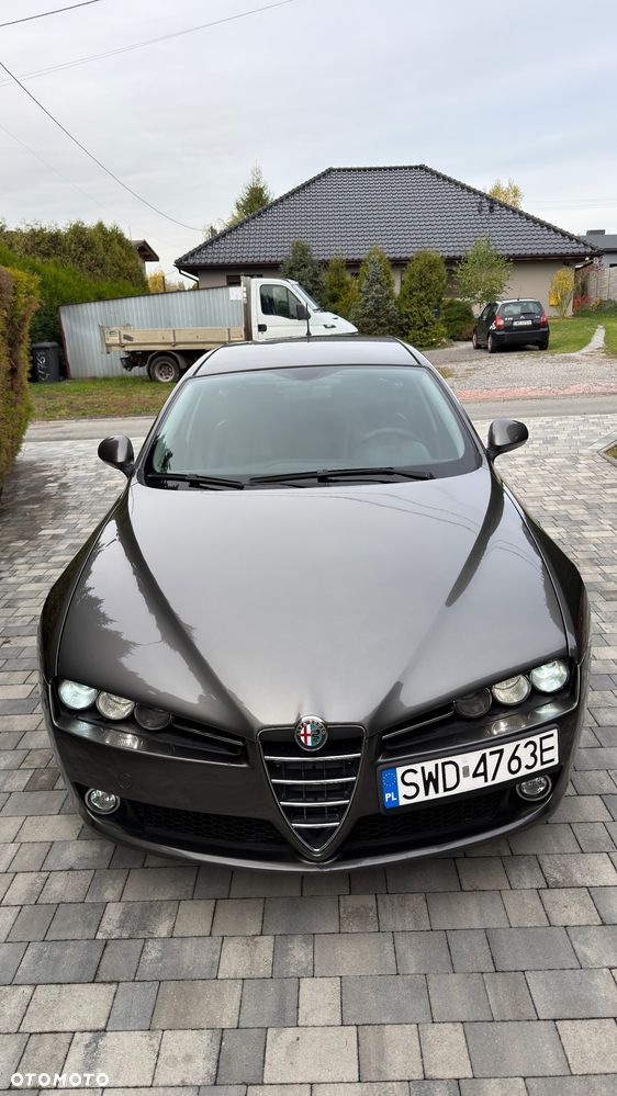 Alfa Romeo 159 2009 photo 2