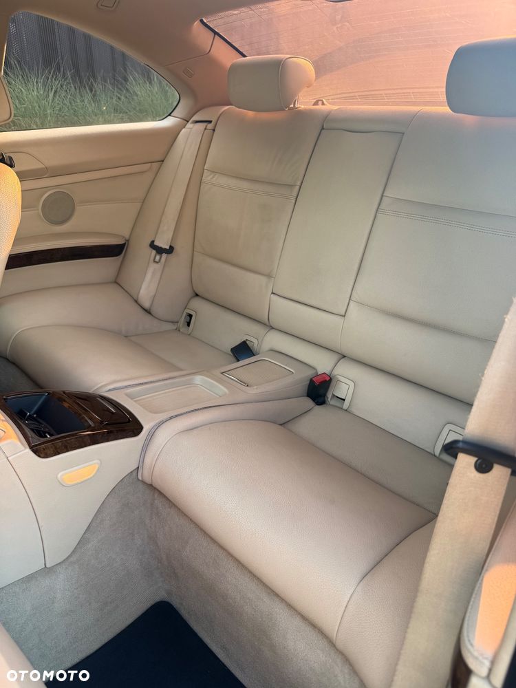 BMW Seria 3 330 Ci Edition Exclusive - 16