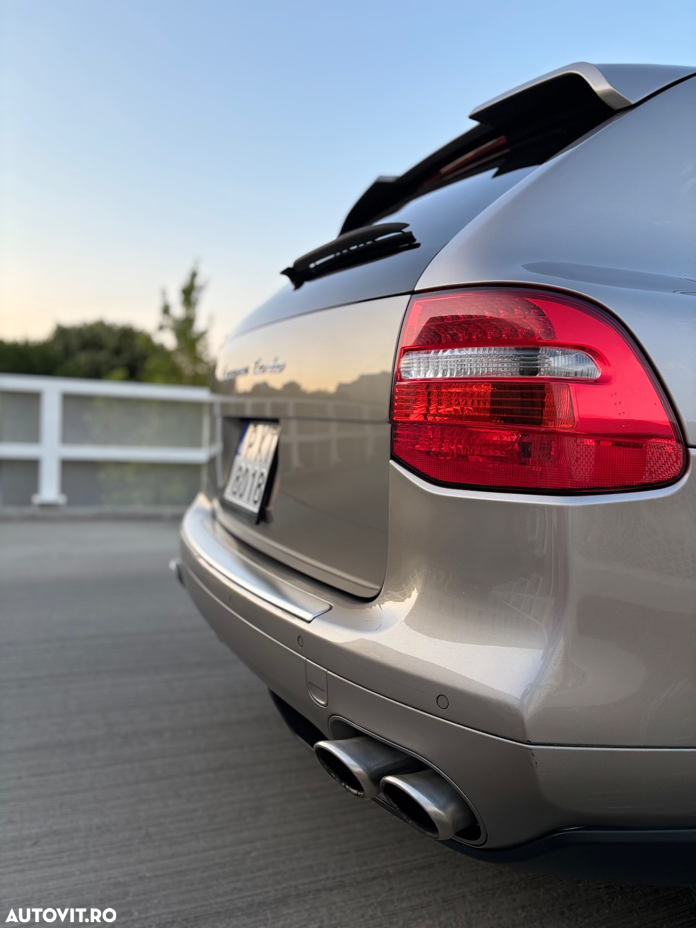 Porsche Cayenne Turbo V8 4.8L Aut. - 11
