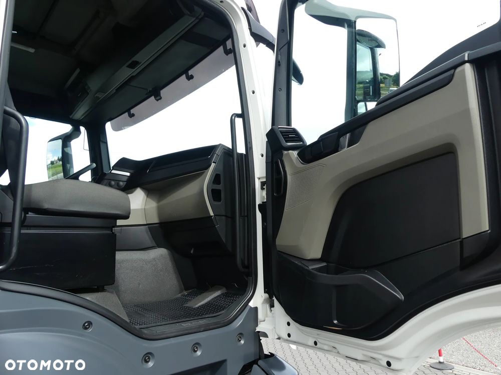 MAN TGS 41.470 / 8x8 / WYWROTKA KH KIPPER / MANUAL / NISKI PRZEBIEG / - 23