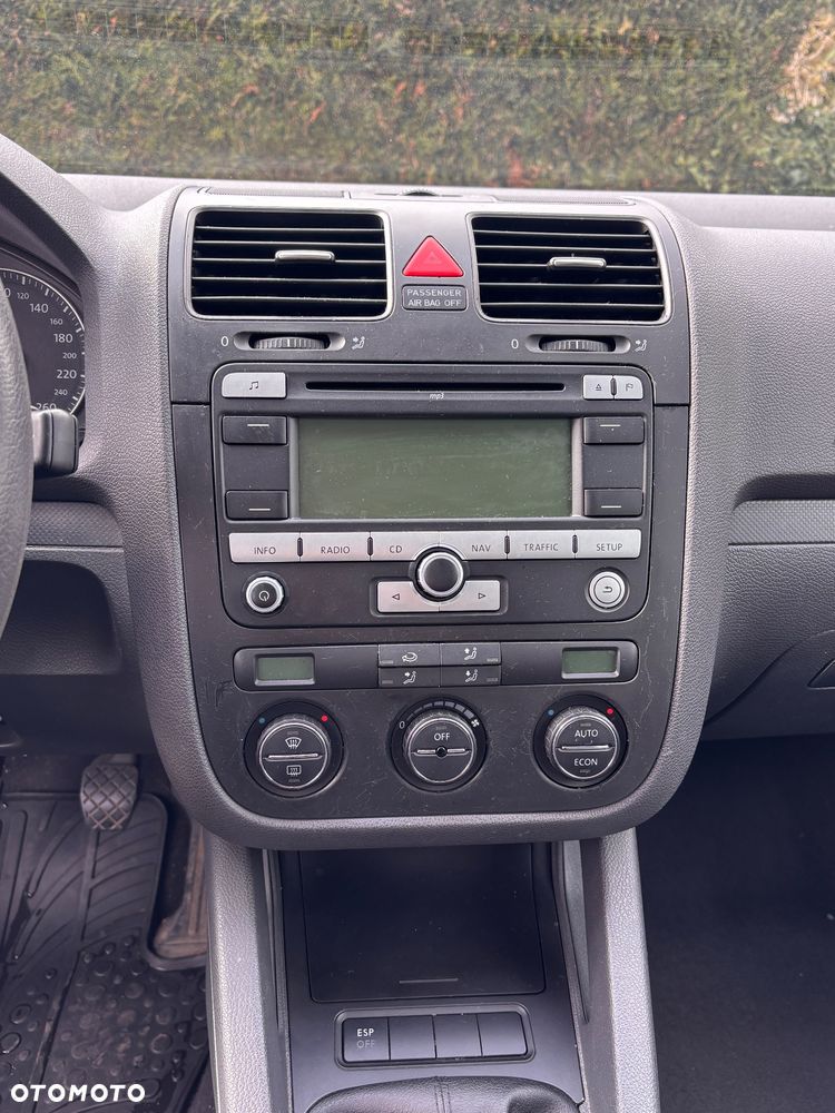 Volkswagen Golf 1.6 Trendline - 10