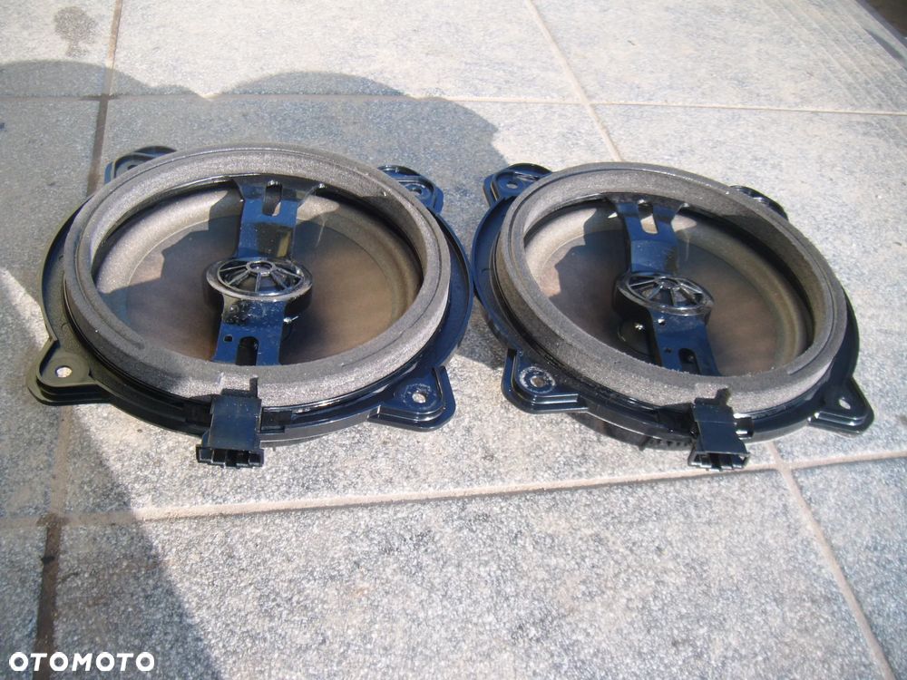 audi a3 8p 3d głośniki w boczki tył komplet 2szt 8h0035411 - 1
