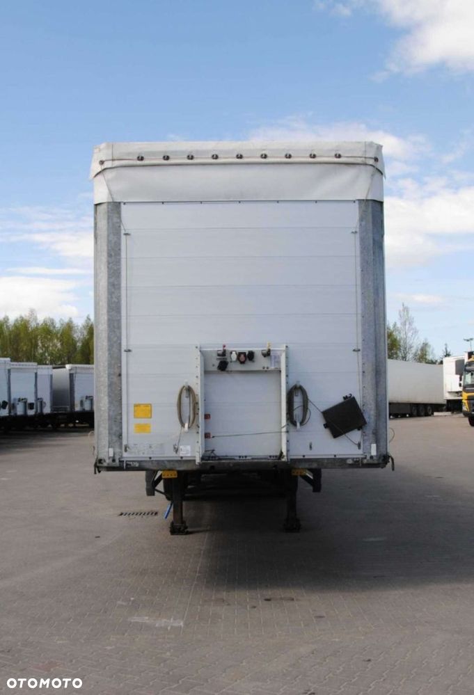 Schmitz Cargobull SCS kurtyna, podnoszona oś - 8