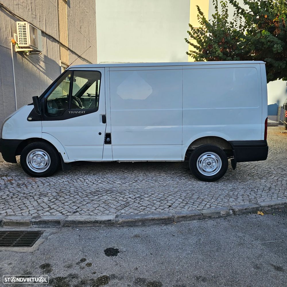 Ford Transit - 4