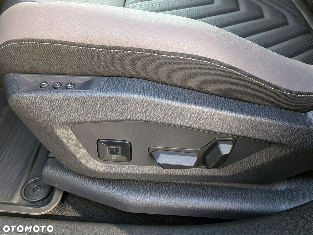 Jeep Compass 1.2 e-Hybrid DCT6 First Edition - 12