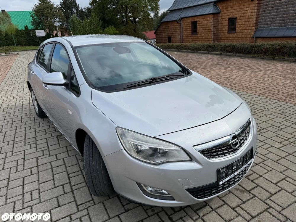 Opel Astra 1.7 CDTI DPF Design Edition - 10