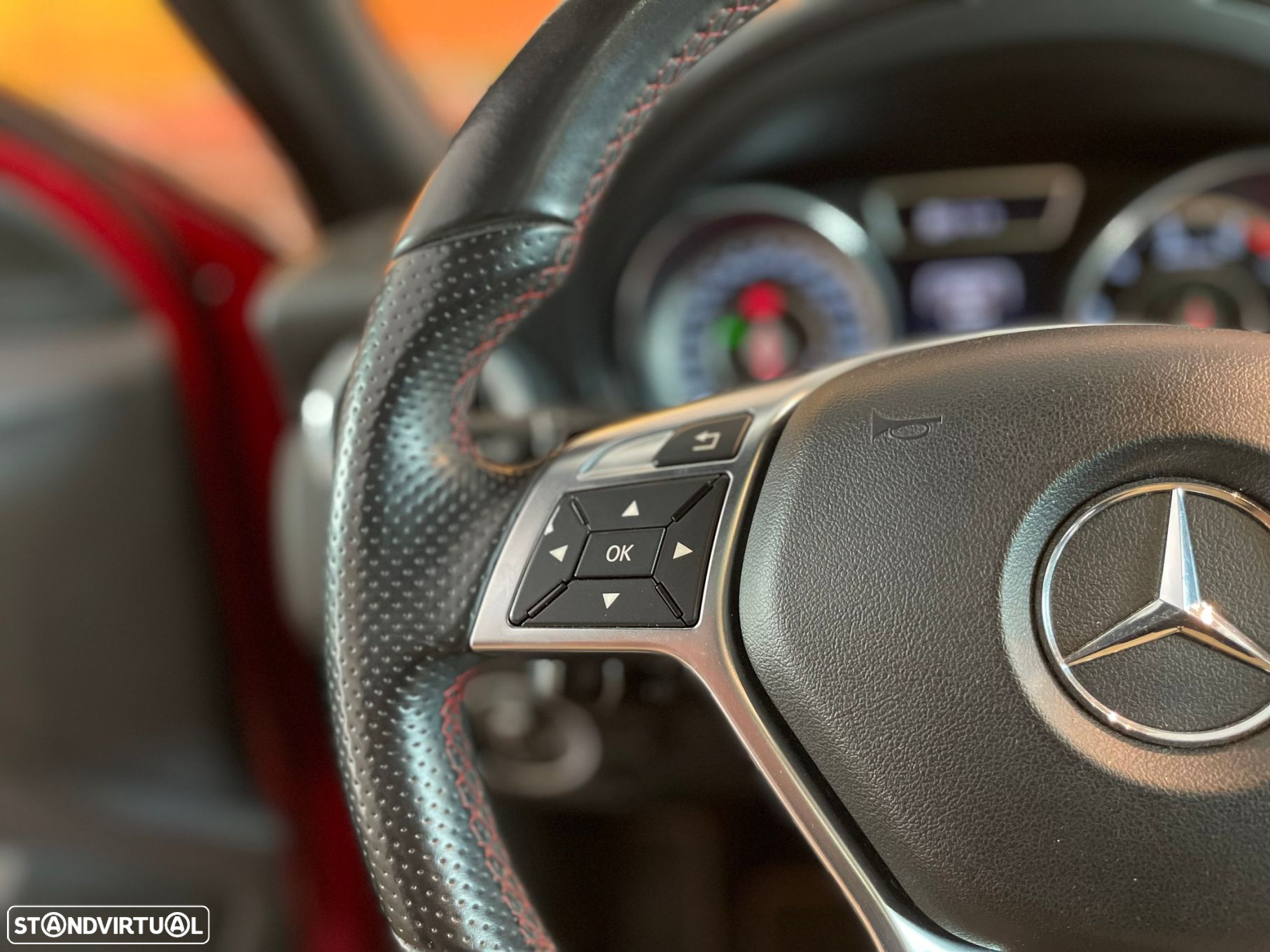 Mercedes-Benz GLA 45 AMG 4-Matic - 13