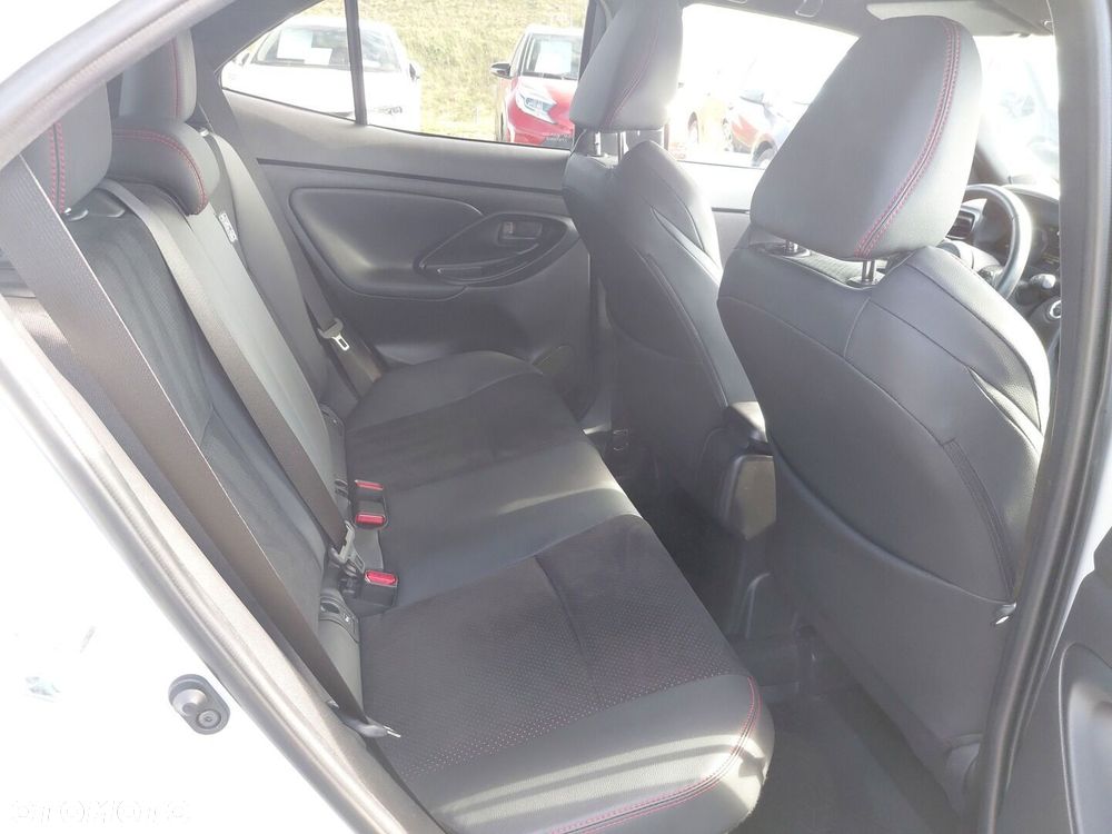 Toyota Yaris Cross Hybrid 1.5 GR Sport - 10