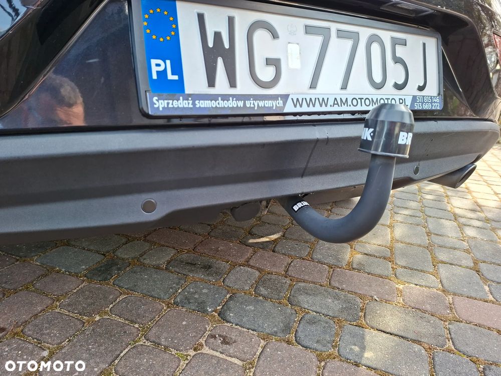 Volvo V40 - 24