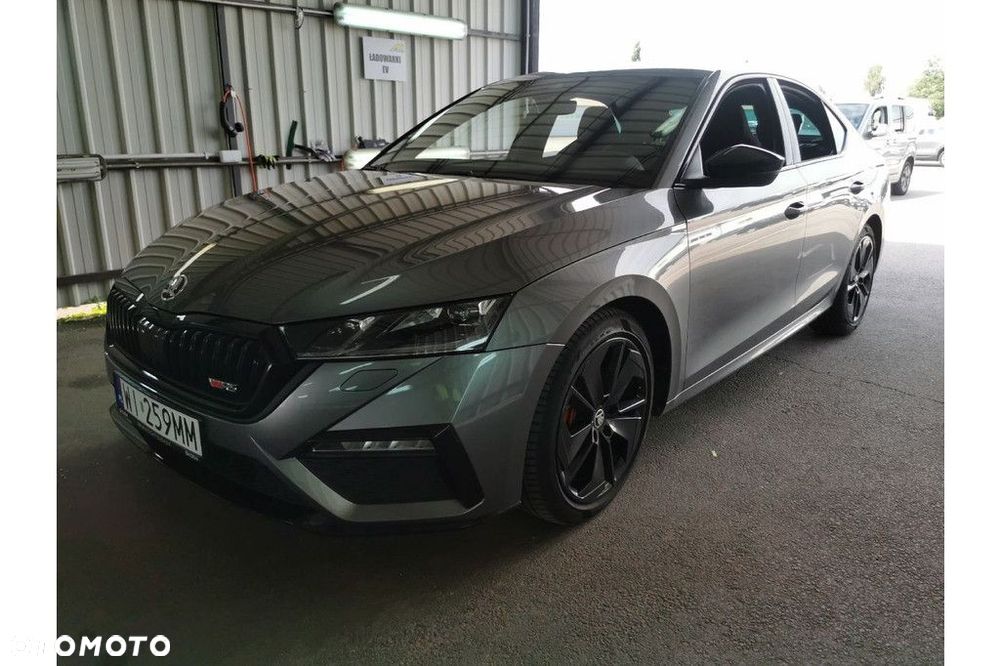 Skoda Octavia 2.0 TDI RS DSG - 1