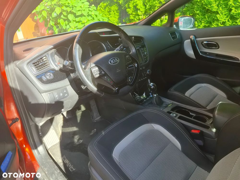 Kia Ceed 1.6 GDI L - 15