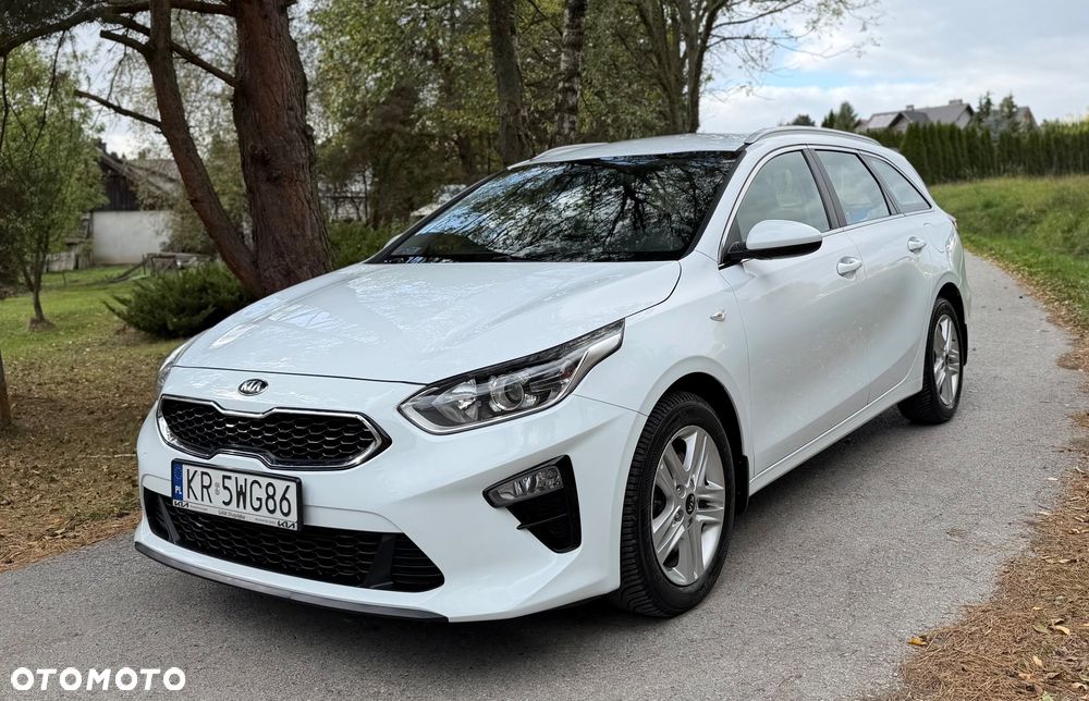 Kia Ceed 1.6 CRDi mHEV L - 2