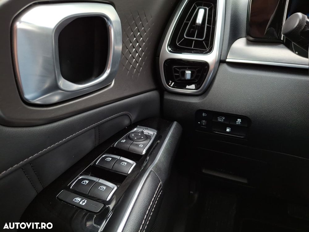 Kia Sorento - 30