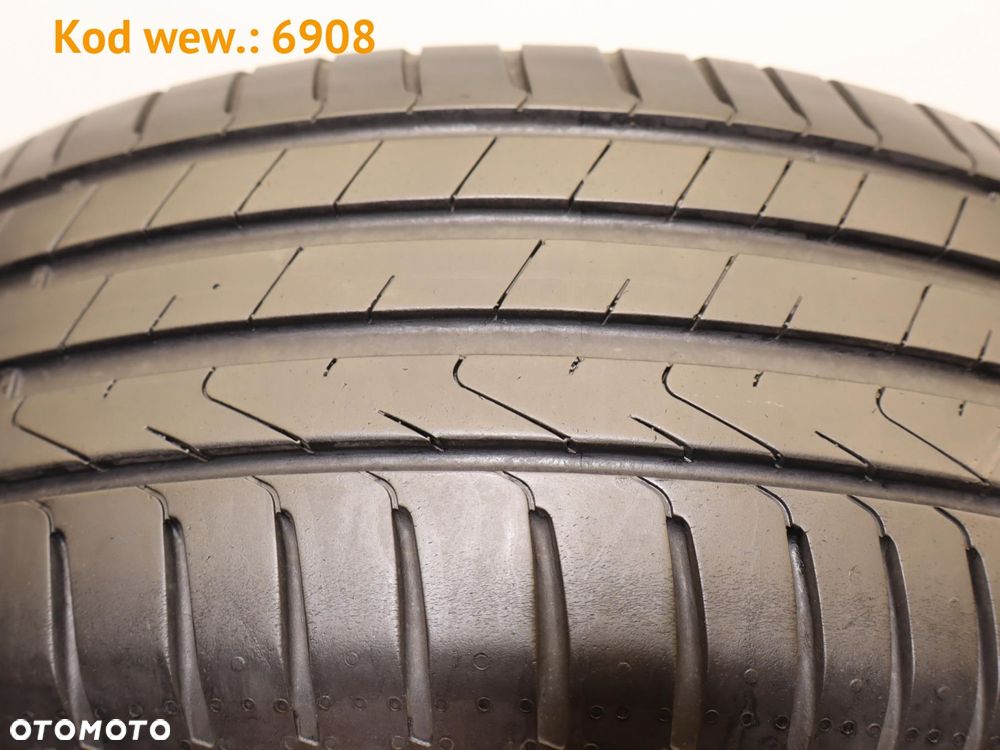 Pirelli Cinturato P7 TM - 215/55 R17 - 8