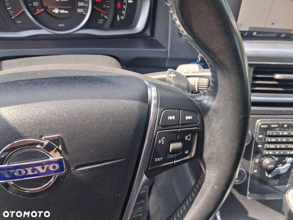 Volvo V60 D4 AWD Geartronic - 11