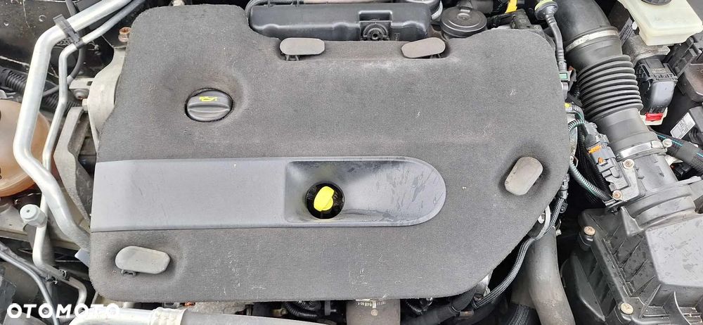 Peugeot 308 II T9 2,0 bluehdi 150km wtryskiwacz wtrysk - 1