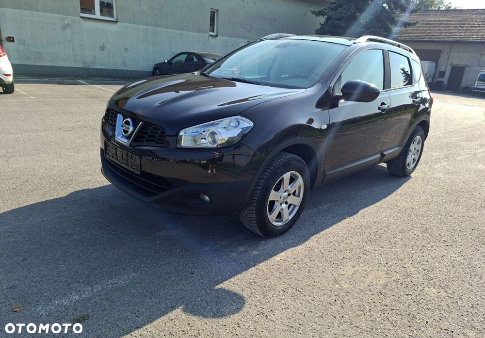 Nissan Qashqai - 2