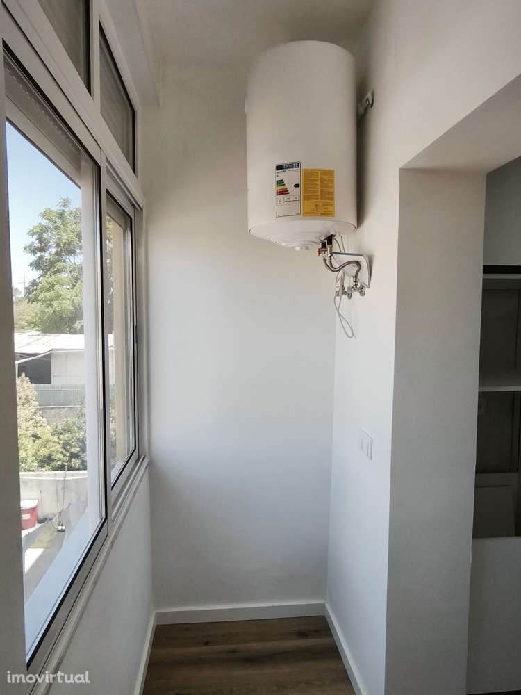 Apartamento T2 rua Vasco da Gama, 73 - Grande imagem: 2/22