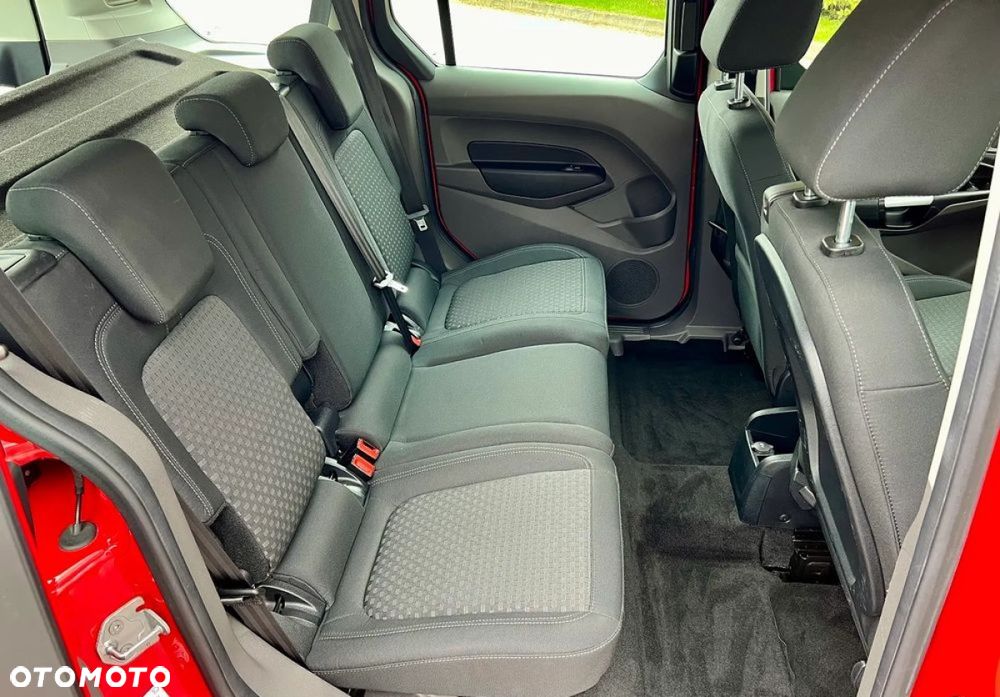 Ford Tourneo Connect 1.5 TDCi Start-Stop Titanium - 37