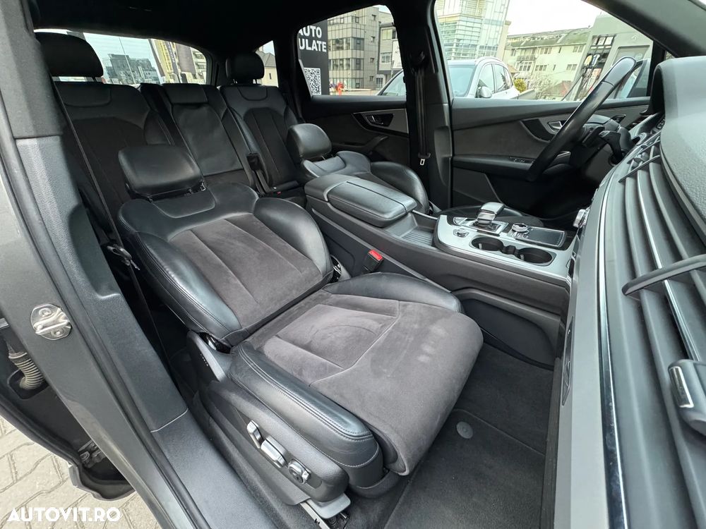 Audi Q7 - 12