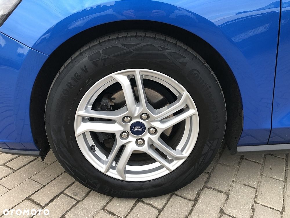 Ford Focus - 25