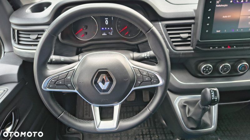 Renault Trafic - 16