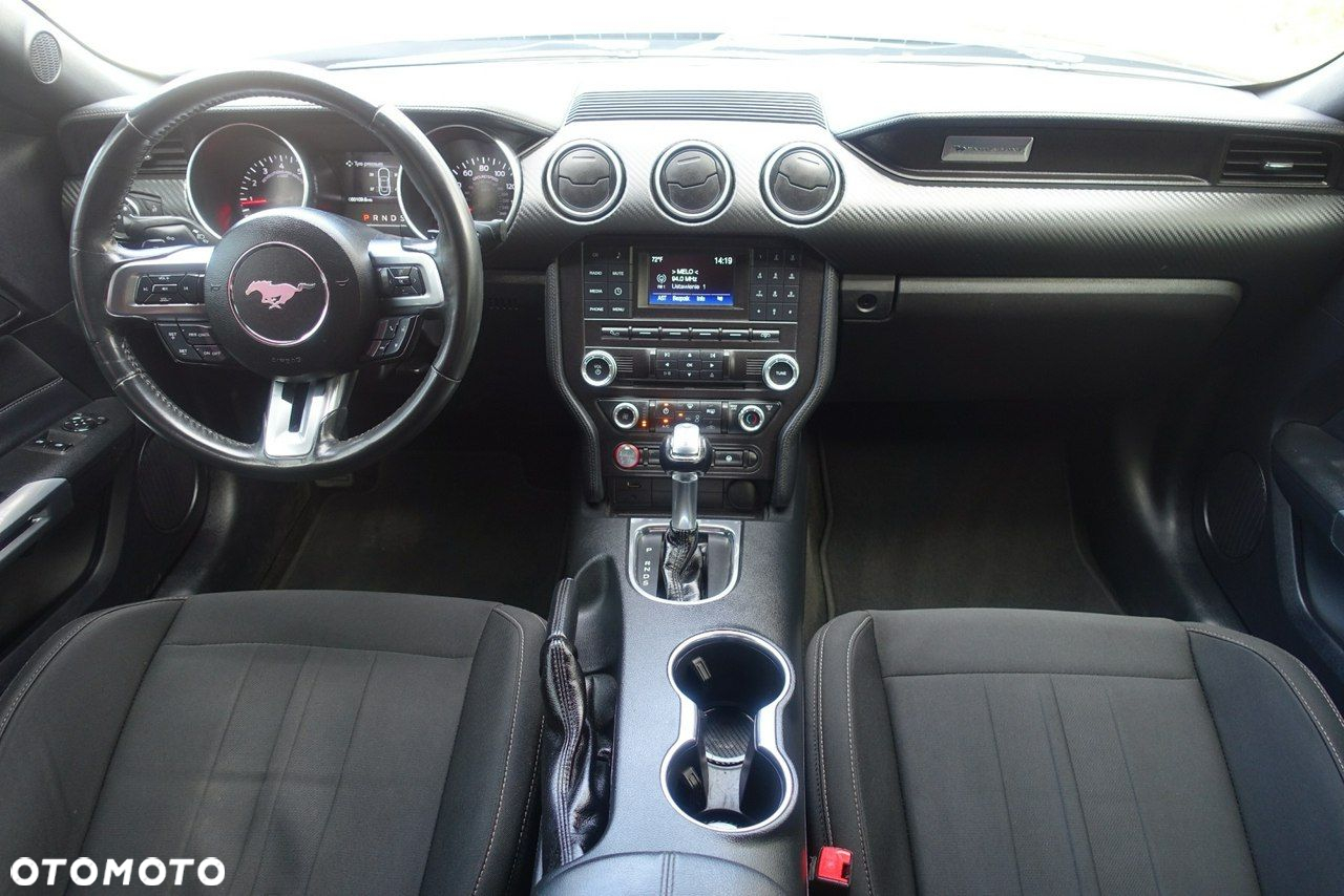 Ford Mustang - 15