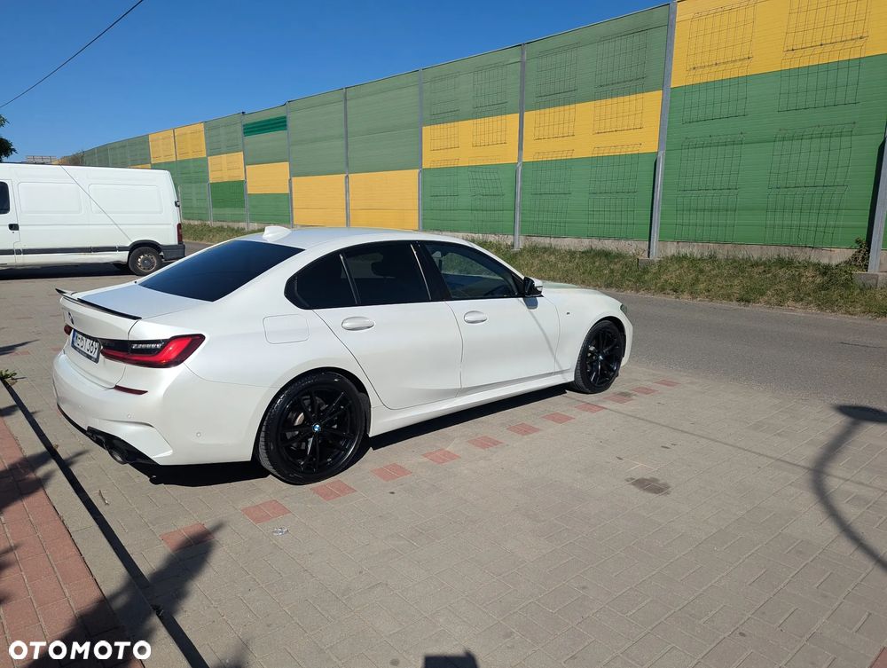 BMW Seria 3 320d xDrive M Sport - 14