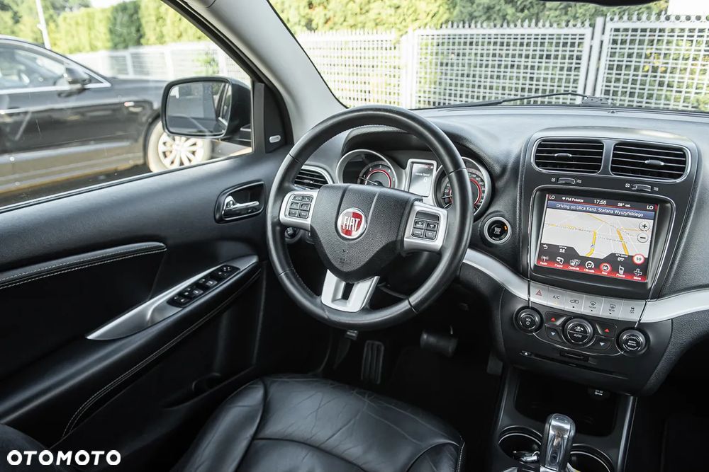 Fiat Freemont 2.0 Multijet 16V DPF Automatik Allrad Black Code - 26