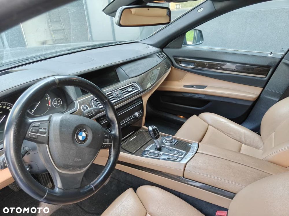 BMW Seria 7 740d xDrive - 1