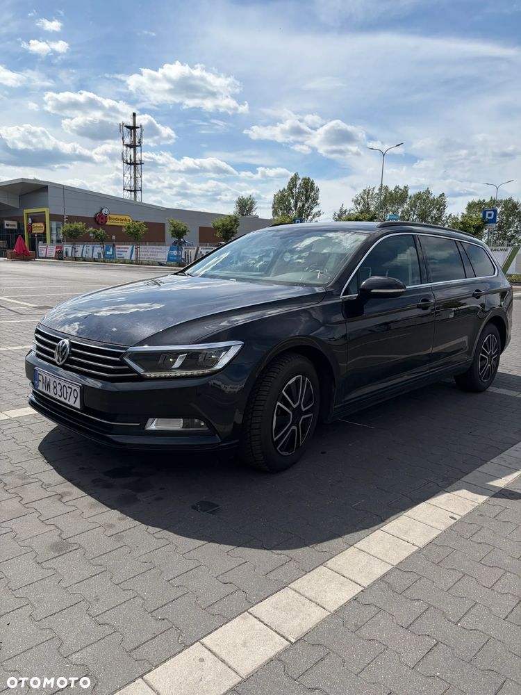 Volkswagen Passat 2.0 TDI (BlueMotion Technology) DSG Comfortline - 8