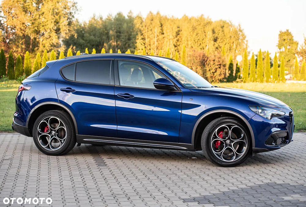 Alfa Romeo Stelvio 2.0 Turbo TI Q4 - 12