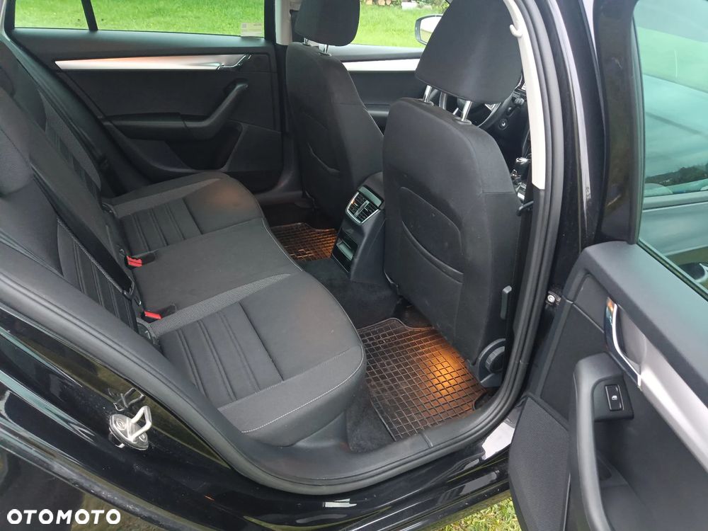 Skoda Octavia 1.5 TSI ACT Ambition - 20