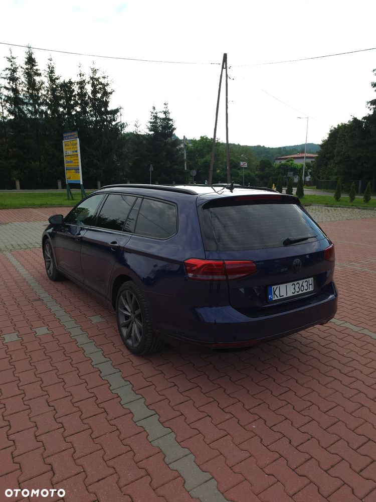 Volkswagen Passat 2.0 TDI SCR 4Mot DSG Comfortline - 8