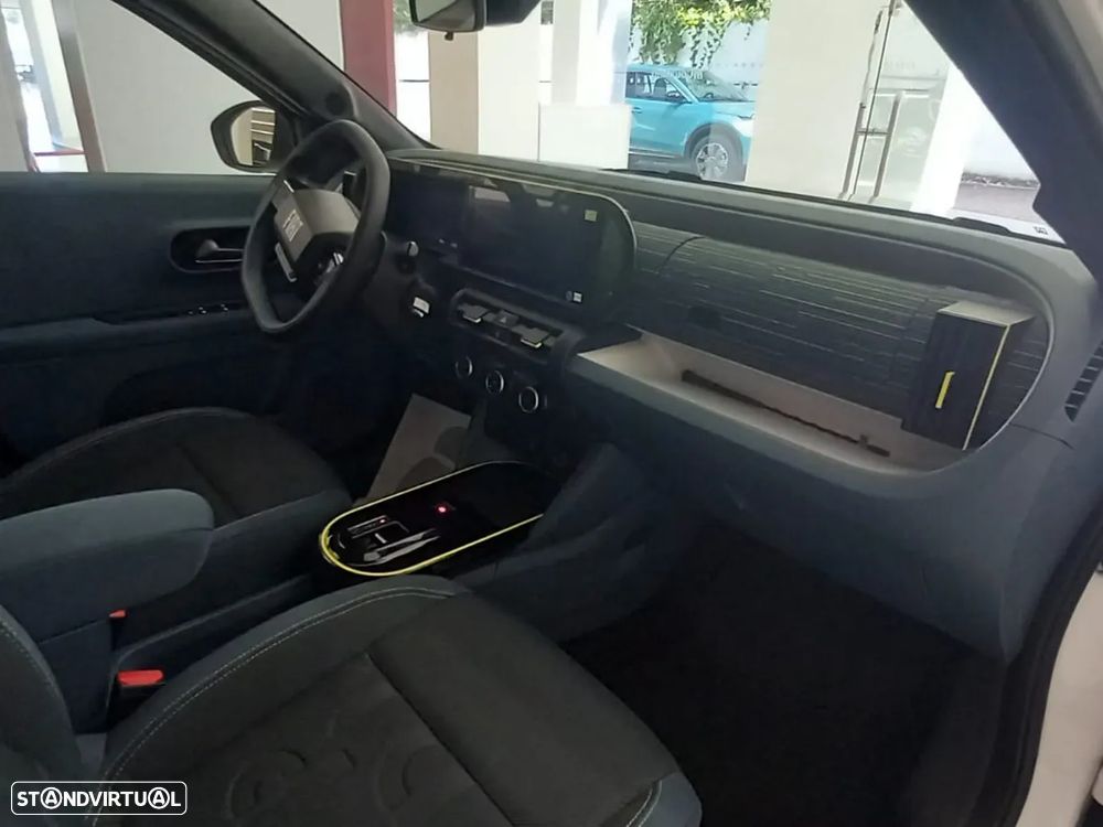 Fiat Grande Panda 1.2 Hybrid Icon eDCT - 11