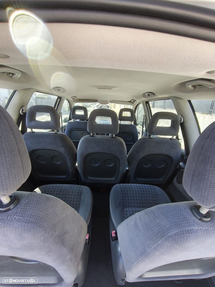 VW Sharan 1.9 TDi Confortline - 14