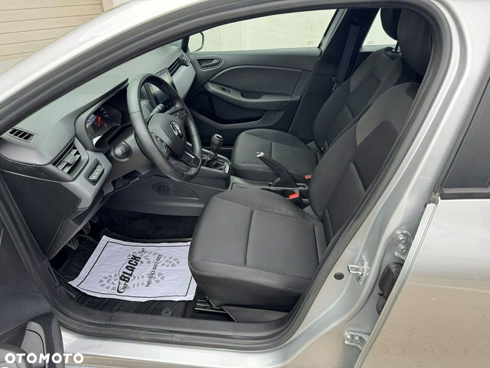 Renault Clio - 9