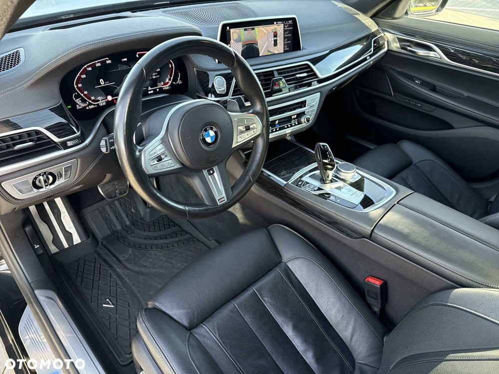 BMW Seria 7 - 17