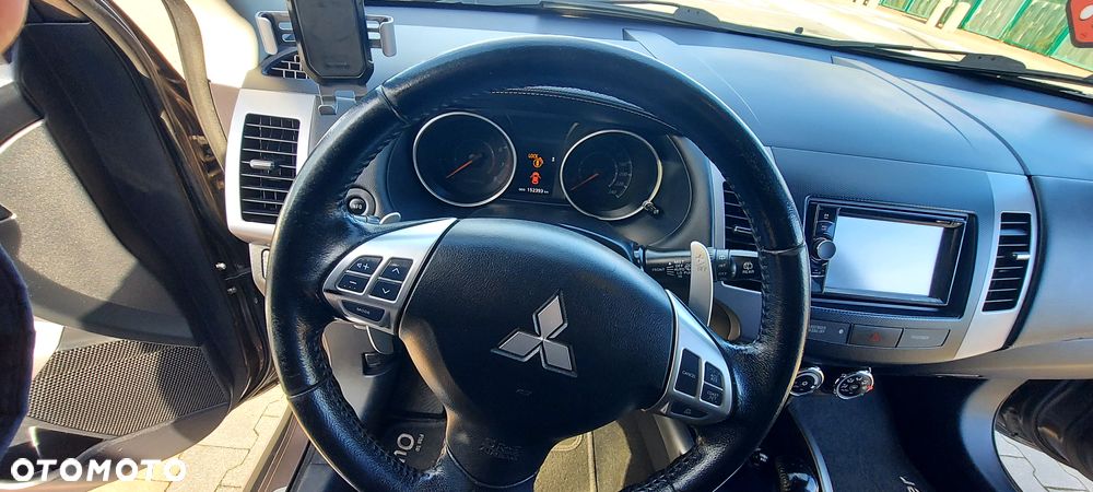 Mitsubishi Outlander 2.0 Intense + 2WD EU5 CVT - 15