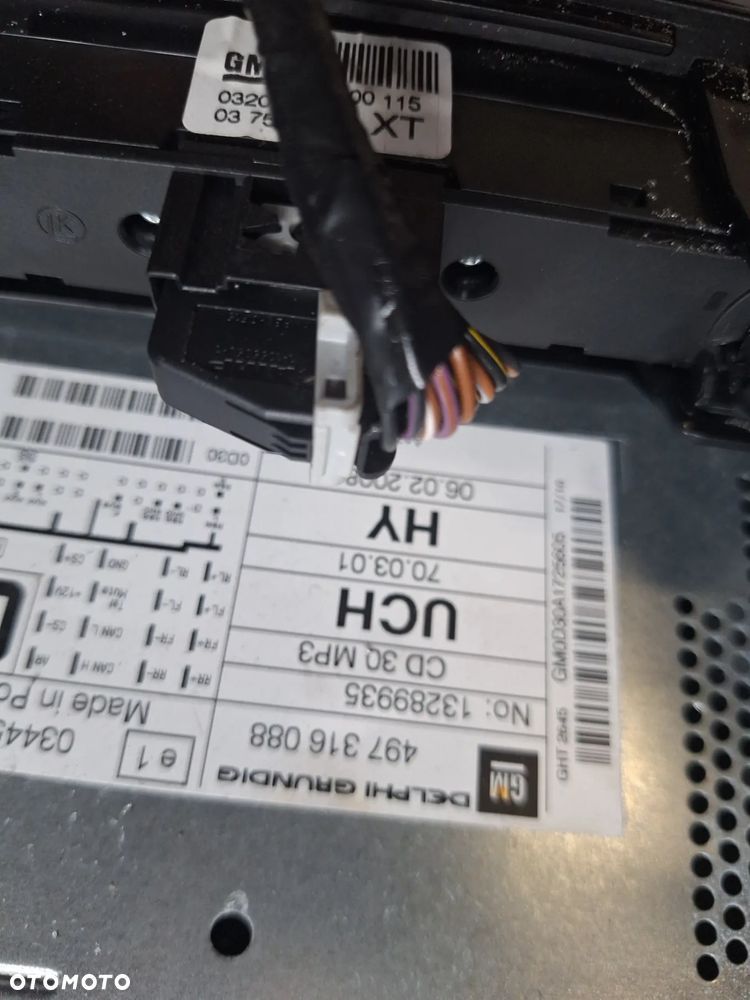 RADIO CD30 +PANEL /CZARNY POŁYSK- OPEL ZAFIRA B LIFT / EUR - 3