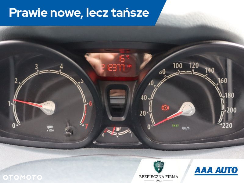 Ford Fiesta - 12