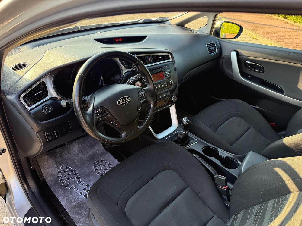 Kia Ceed 1.6 CRDi M - 22