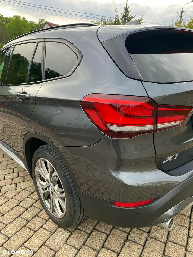 BMW X1 xDrive18d xLine sport - 16