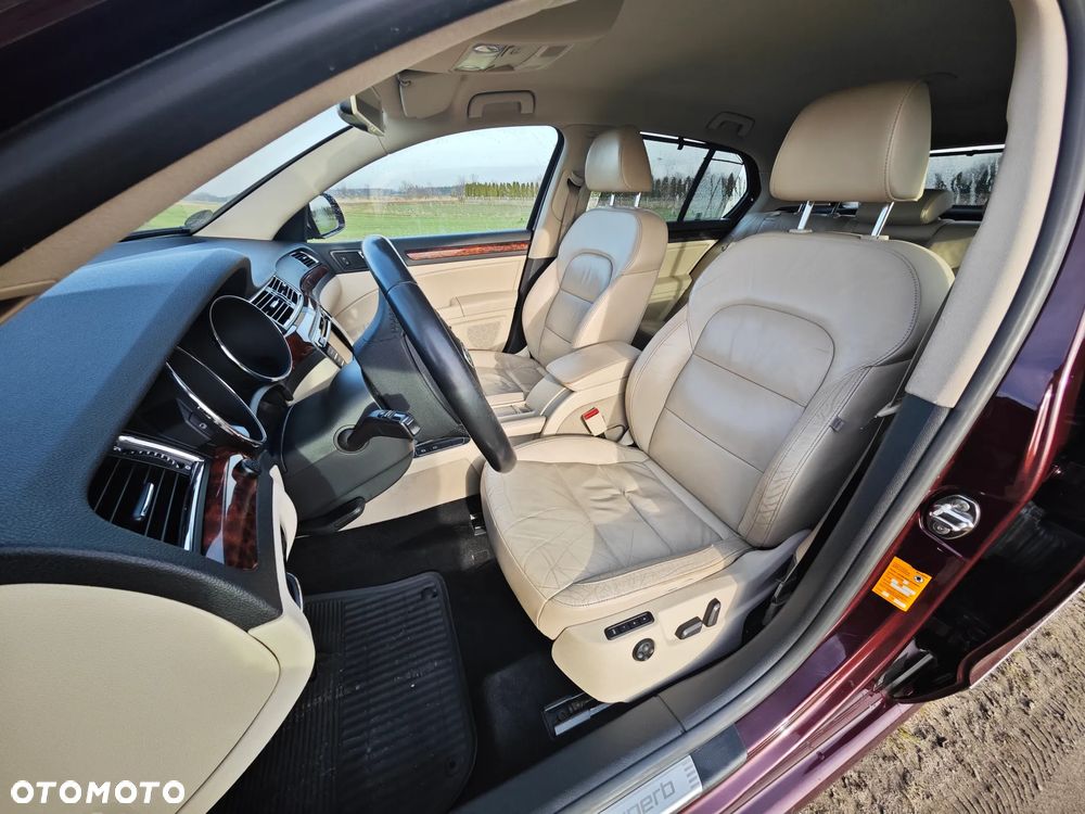 Skoda Superb 2.0 TDI 4x4 Platinum DSG - 5