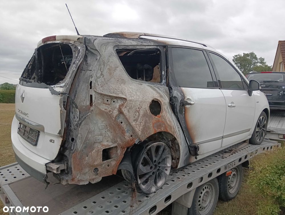 Renault 4 - 6