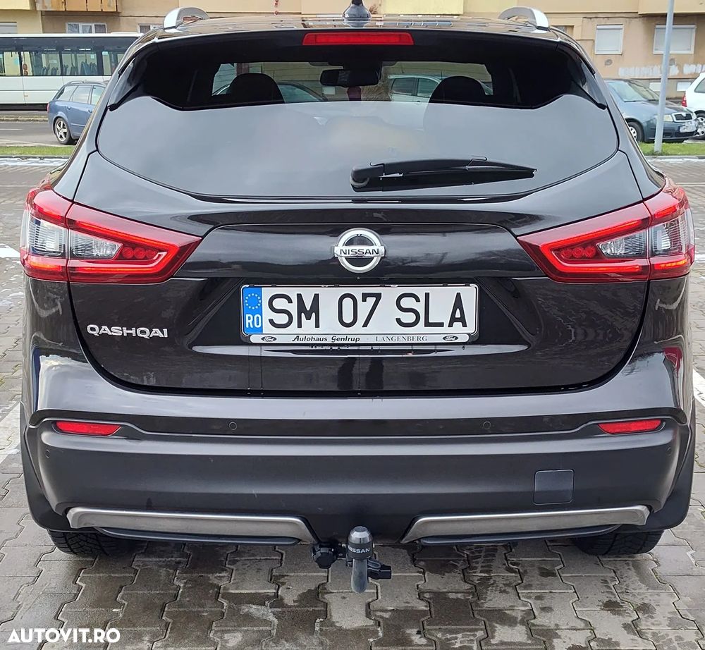 Nissan Qashqai 1.3 DIG-T TEKNA+ - 10