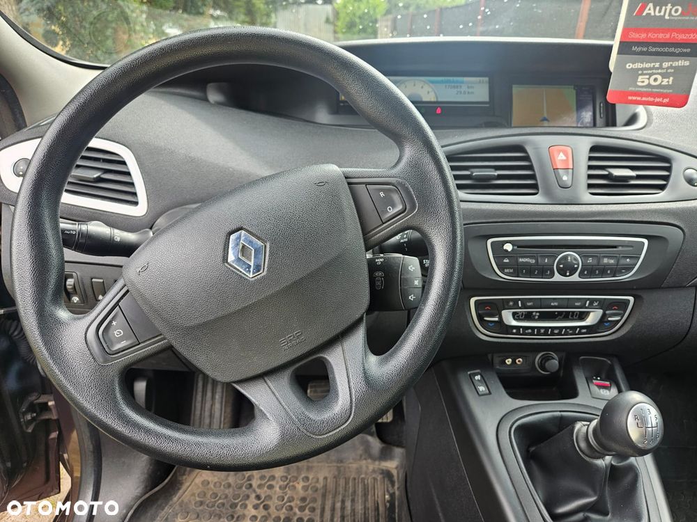 Renault Scenic 1.5 dCi Authentique - 9