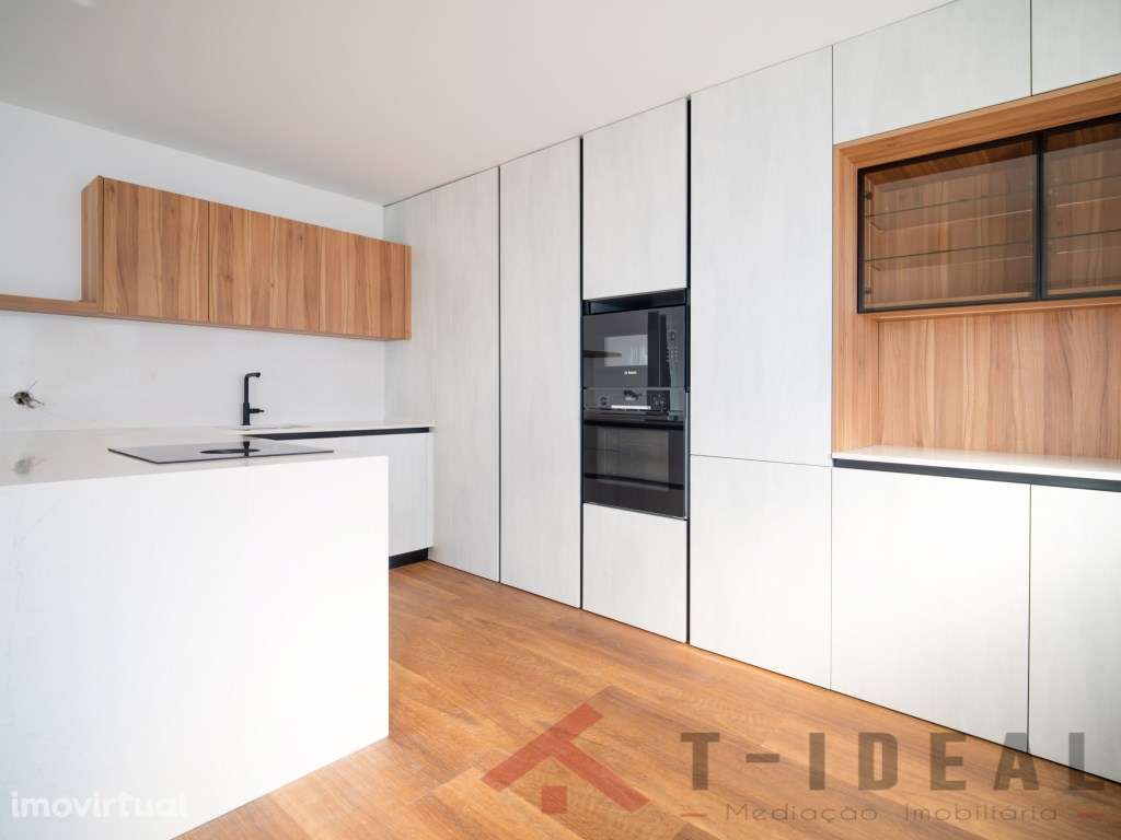 Moradia Nova com Piscina - Grande imagem: 3/57